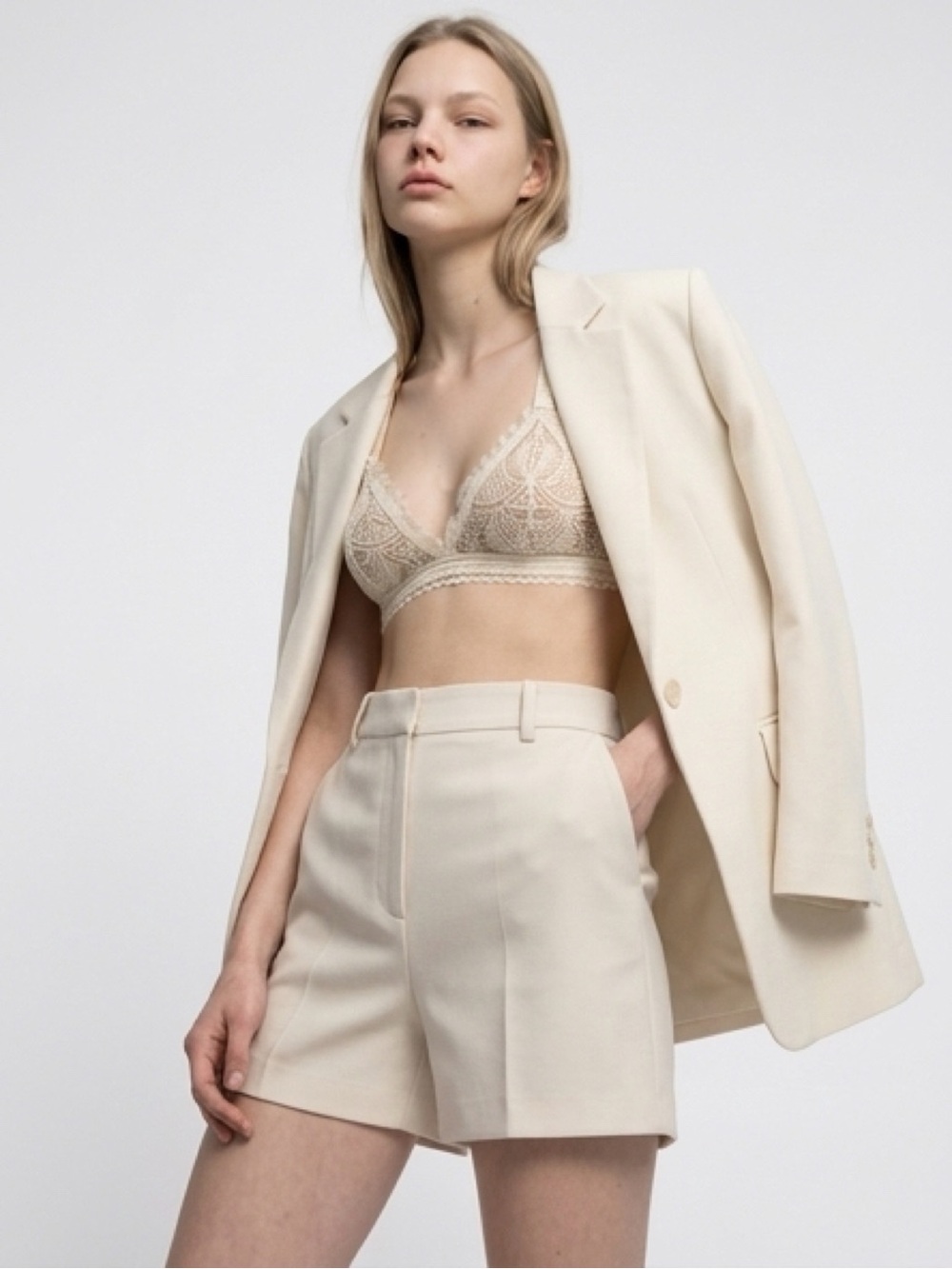 Christian Dior Lace Bralette - Picture 2 of 5